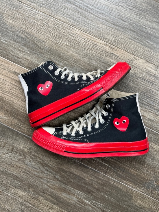 Converse Shoes - Converse Chuck Taylor All Star 70 Hi
Comme des Garcons PLAY Black Red Midsole 9